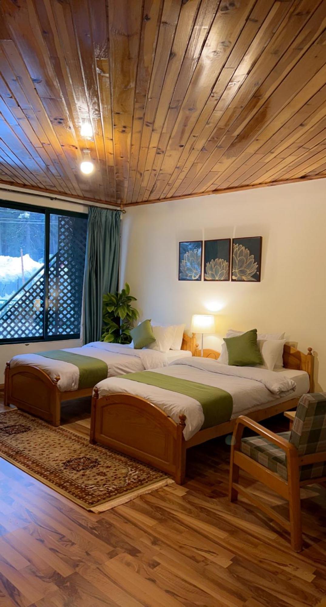 Umda Hotel Montana Nathia Gali Exterior photo